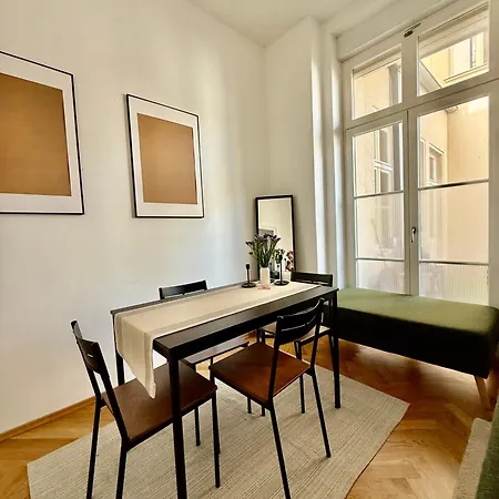 Modernes Im Sueden Leipzigs Lägenhet *